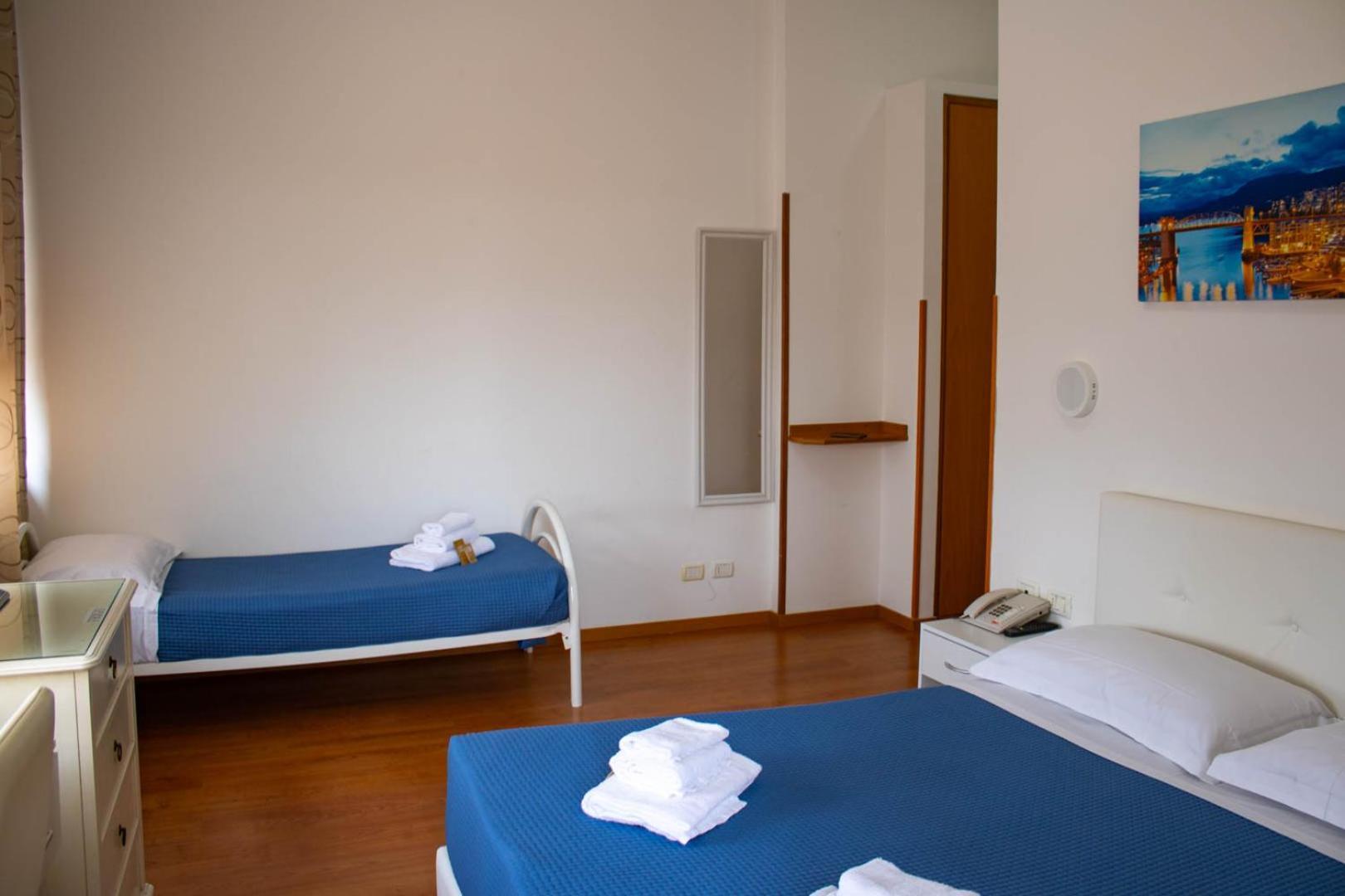 Hotel Oasi San Francesco Roma Exterior foto